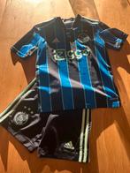 Originele Ajax uit tenue maat 140 (9-10 jaar), Kinderen en Baby's, Kinderkleding | Maat 140, Adidas, Gebruikt, Sport- of Zwemkleding