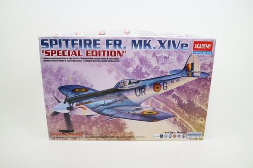 1:48  Spitfire FR. MK.XIVe  -  Academy, Hobby en Vrije tijd, Modelbouw | Vliegtuigen en Helikopters, Nieuw, Vliegtuig, Groter dan 1:72