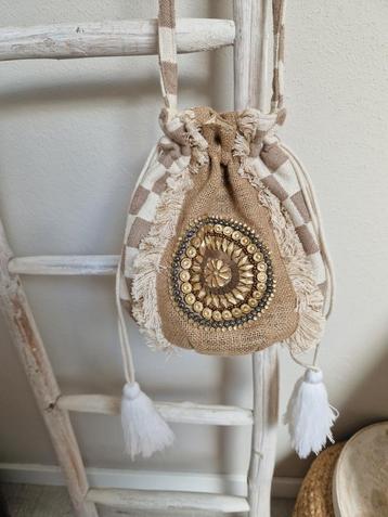 Ibiza stijl tas - Zo goed als nieuw! beschikbaar voor biedingen
