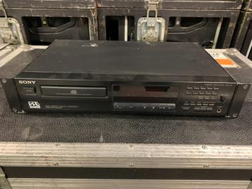 Sony CDP215 // CD-speler beschikbaar voor biedingen