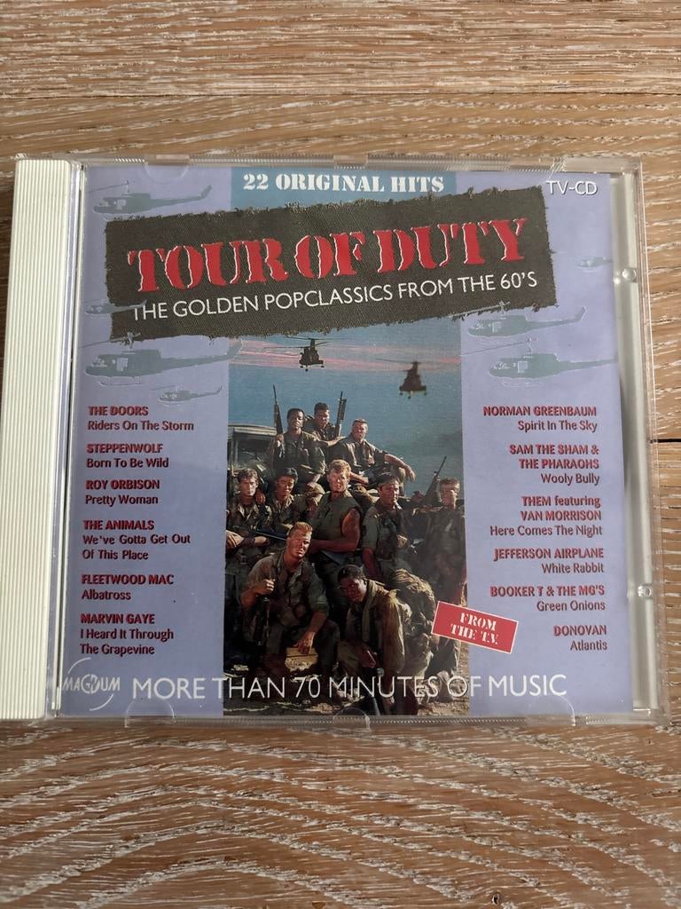 CD Tour of Duty - Golden Popclassics, Ophalen of Verzenden, Zo goed als nieuw