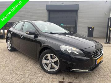Volvo V40 2.0 D4 Navigatie|Clima 190Pk 2014 beschikbaar voor biedingen