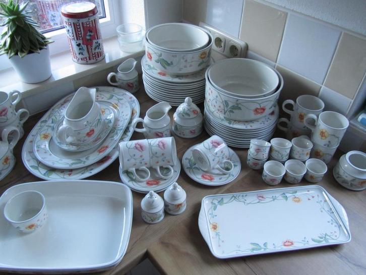 Albertina Villeroy en Boch serviesdelen, Huis en Inrichting, Keuken | Servies, Zo goed als nieuw, Overige stijlen, Porselein, Ophalen of Verzenden