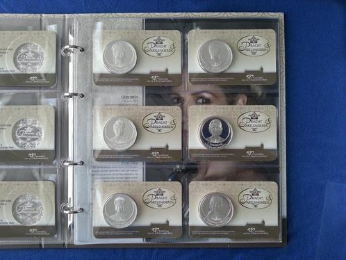 Pracht & Parelsnoeren muntalbum, Postzegels en Munten, Munten | Nederland, Setje, Euro's, Koningin Juliana, Zilver, Ophalen of Verzenden