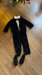 Zwart Kostuum maat 92 en lakschoenen maat 23 inclusief strik, Kinderen en Baby's, Kinderkleding | Maat 92, Ophalen of Verzenden