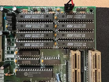 1MB Cache SRAM chips beschikbaar voor biedingen