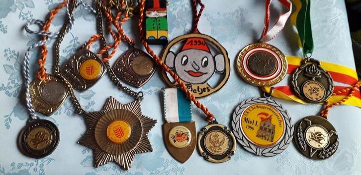 carnaval medailles, Postzegels en Munten, Penningen en Medailles, Overige materialen, Ophalen of Verzenden