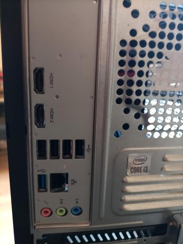 I5-6400 , 8gb ddr4 , 240 gb ssd, 2 gb ddr 5 ,windows 11, Computers en Software, Computerbehuizingen, Gebruikt, Ophalen