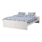 ikea brimnes bed. 160 x 200 incl lattenbodems en matras., Wit, Tweepersoons, Ophalen of Verzenden, Zo goed als nieuw