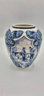 Delfsblauwe Regina vaas - 75 jaar CHV, Antiek en Kunst, Ophalen of Verzenden