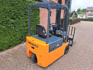 Nichiyu 15 triplo mast, freelift en side sift beschikbaar voor biedingen