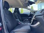 Volvo V40 2.0 T2 Navi Cruise Bluetooth Parkeersensoren, Auto's, Stof, Gebruikt, 4 cilinders, Blauw