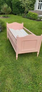 kinderbed oudroze, Ophalen, Gebruikt, 70 tot 85 cm, Matras