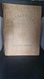 Haagsche courant Wereldatlas  , Boeken, Atlassen en Landkaarten, Nederland, Gelezen, Ophalen of Verzenden, 1800 tot 2000