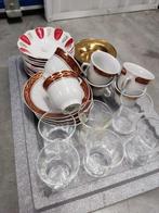 Turkse thee glazen & koffie mokken + thee kan. Çaydanlık, Antiek en Kunst, Antiek | Servies compleet, Ophalen of Verzenden