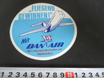 sticker Fliegend Gewinnen Mit DAN AIR Amsterdam Saarbrücken* beschikbaar voor biedingen