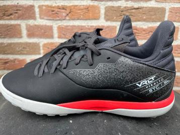 Kipstra sportschoenen met kleine (kunst)gras noppen maat 40 beschikbaar voor biedingen
