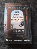 Internationale bestseller: Het geheime leven van schrijvers, Boeken, Ophalen of Verzenden, Zo goed als nieuw, Guillaume Musso