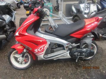 peugeot yetforce scooter /onderdelen yetforce scooter beschikbaar voor biedingen