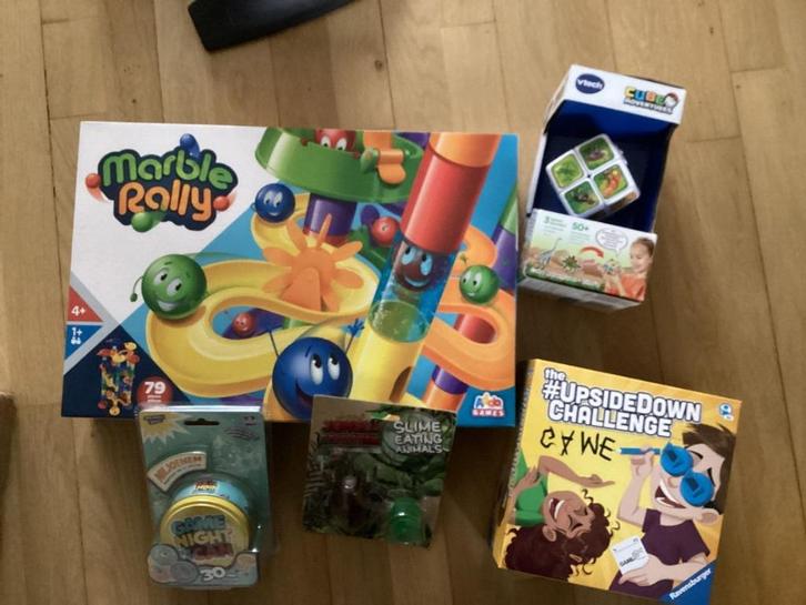 Spellen pakket 4 stuks, Hobby en Vrije tijd, Gezelschapsspellen | Bordspellen, Nieuw, Reisspel, Ophalen of Verzenden