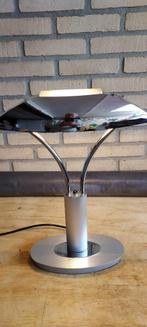 Moderne Tafellamp, Huis en Inrichting, Lampen | Tafellampen, Minder dan 50 cm, Modern, Ophalen of Verzenden, Metaal