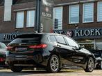 BMW 1-serie 118i Business Edition Plus M-Sport ORG NL HIFI S, 65 €/maand, 136 pk, Leder en Stof, Zwart