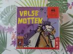 2 x Kaartspel Valse motten 1 x in sealing en 1 x als nieuw, Ophalen of Verzenden, Nieuw