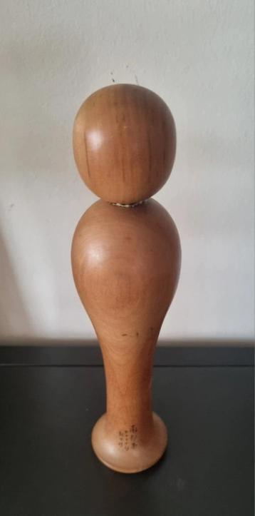 Nambu KinaKina Kokeshi van Matsuda Seiichi (1899-1981) beschikbaar voor biedingen