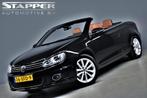 Volkswagen Eos 2.0 TSI 211pk Automaat Highline OrgNL Pano/Dy, Gebruikt, 4 cilinders, 4 stoelen, Zwart