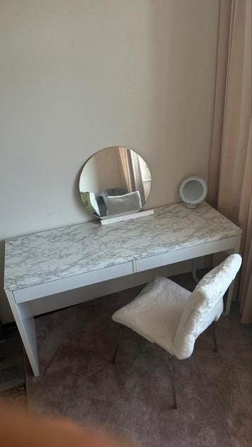 Make up tafel + stoel
