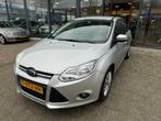 Ford Focus 1.6 TI-VCT Titanium PDC APK 6-25 BJ 2014 !!!, Auto's, Gebruikt, Zwart, 4 cilinders, 635 kg