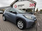 Toyota Aygo X 1.0 VVT-i S-CVT first AUTOMAAT/RIJKLAARPRIJS!, Auto's, 12 maanden, Stof, Gebruikt, Euro 6