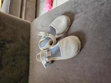 Espadrilles sandalen kind beschikbaar voor biedingen