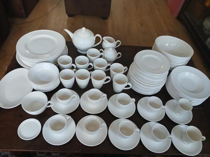 Wedgwood Windsor servies, Huis en Inrichting, Keuken | Servies, Zo goed als nieuw, Compleet servies, Wedgwood, Porselein, Ophalen of Verzenden