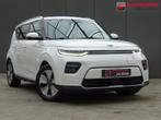 Kia e-Soul ExecutiveLine 64 kWh * TREKHAAK * LEER * DEALER O, Auto's, Kia, Gebruikt, Zwart, 38 min, Wit