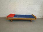Daybed, mooi strak 1960 design, gewoon neerzetten&genieten, Crème, Gebruikt, Eenpersoons, Verzenden