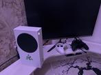 Xbox series S met een extra controller en een monitor erbij., Spelcomputers en Games, Spelcomputers | Xbox Series X en S, Ophalen