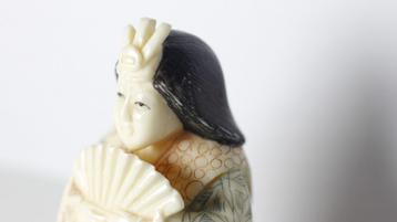 2 Antieke Japanse Netsuke beschikbaar voor biedingen