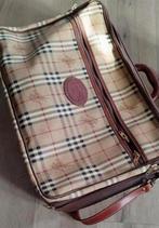 BURBERRY KOFFER AUTHENTIEK, Ophalen of Verzenden, Zo goed als nieuw, Overige kleuren, Overige typen