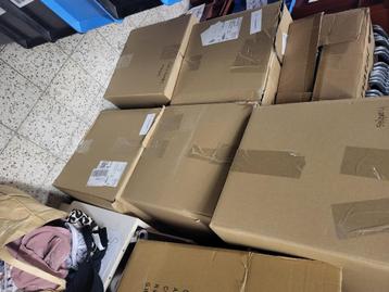 plastic kledinghangers voor kinderkleding beschikbaar voor biedingen