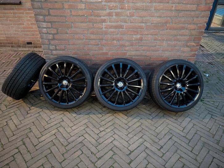 O.Z. Aristo Golf 4 R32 Orgineel, Auto diversen, Wieldoppen, Ophalen