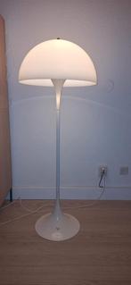 Design Vintage Louis Poulsen Panthella Vloerlamp, Ophalen, Kunststof, 100 tot 150 cm, Design