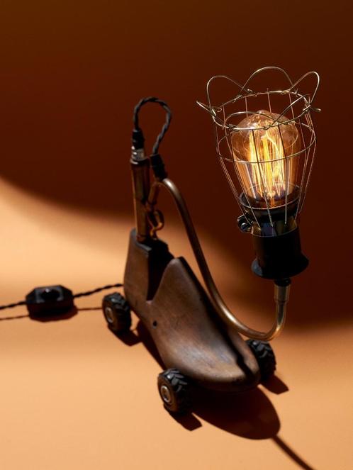 Tafellamp "On Wheels 3", Huis en Inrichting, Lampen | Tafellampen, Minder dan 50 cm, Hout, Metaal, Ophalen of Verzenden