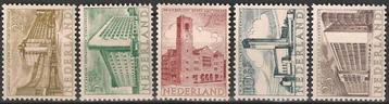 Zomer moderne architectuur serie 655 - 659 XXX ADV. no.42 L. beschikbaar voor biedingen