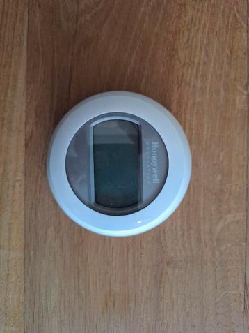 Honeywell Kamerthermostaat beschikbaar voor biedingen