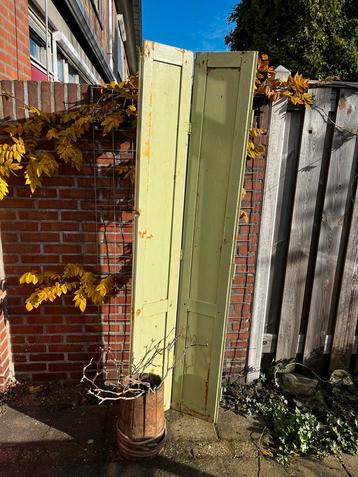 Oude Luik deuren - Charmant en Authentiek beschikbaar voor biedingen