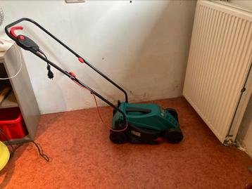 Elektrische Grasmaaier Bosch beschikbaar voor biedingen