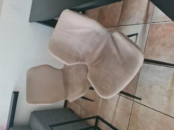 Gratis !Eettafel stoelen 4 stuks 