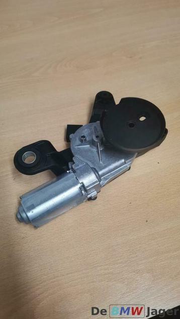 Achterruitenwissermotor BMW 3-5 serie F31 F11 7311415 beschikbaar voor biedingen