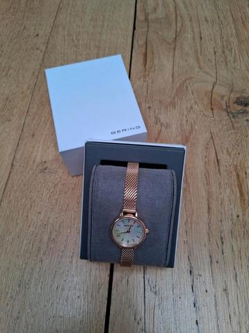 Elegant Bering dames horloge te koop. beschikbaar voor biedingen
